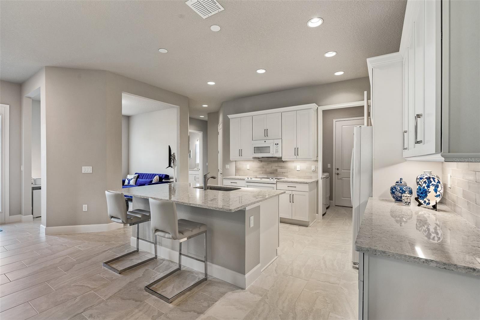 PLANTATION BAY SEC 2A-F UN 13 - Residential