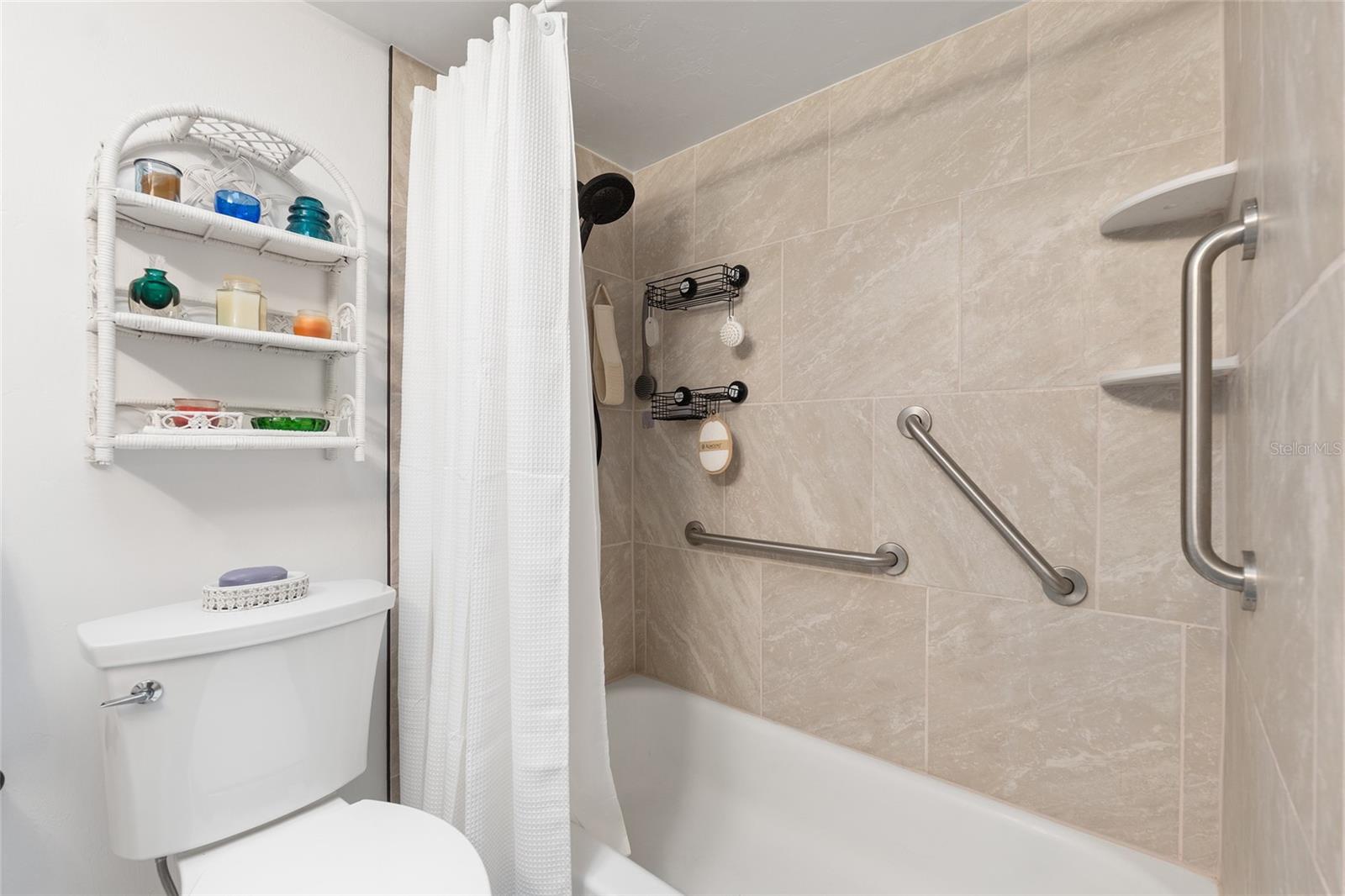 MADISON PARK - Residential