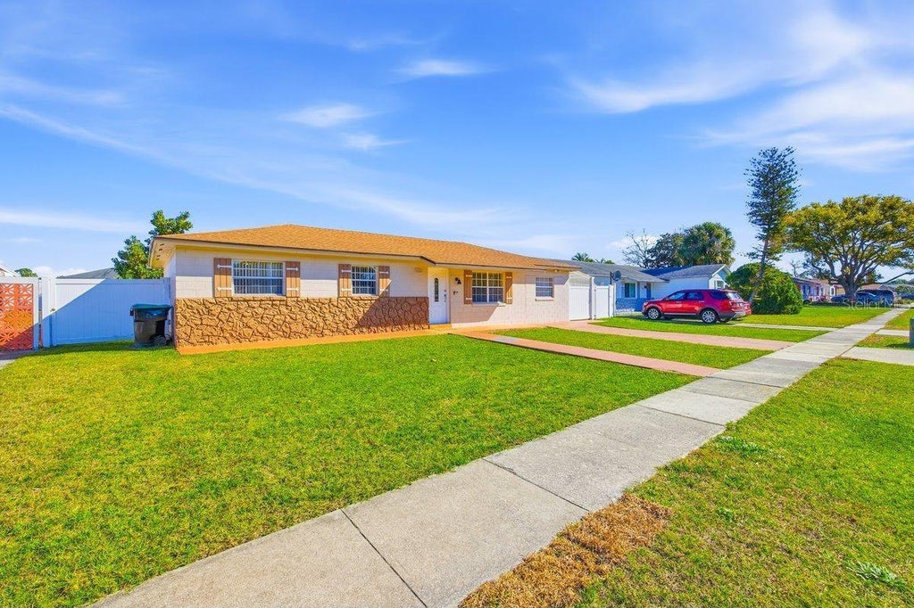 Photo of 5681 Tulip Avenue, Orlando, FL 32839 (MLS # S5154107)