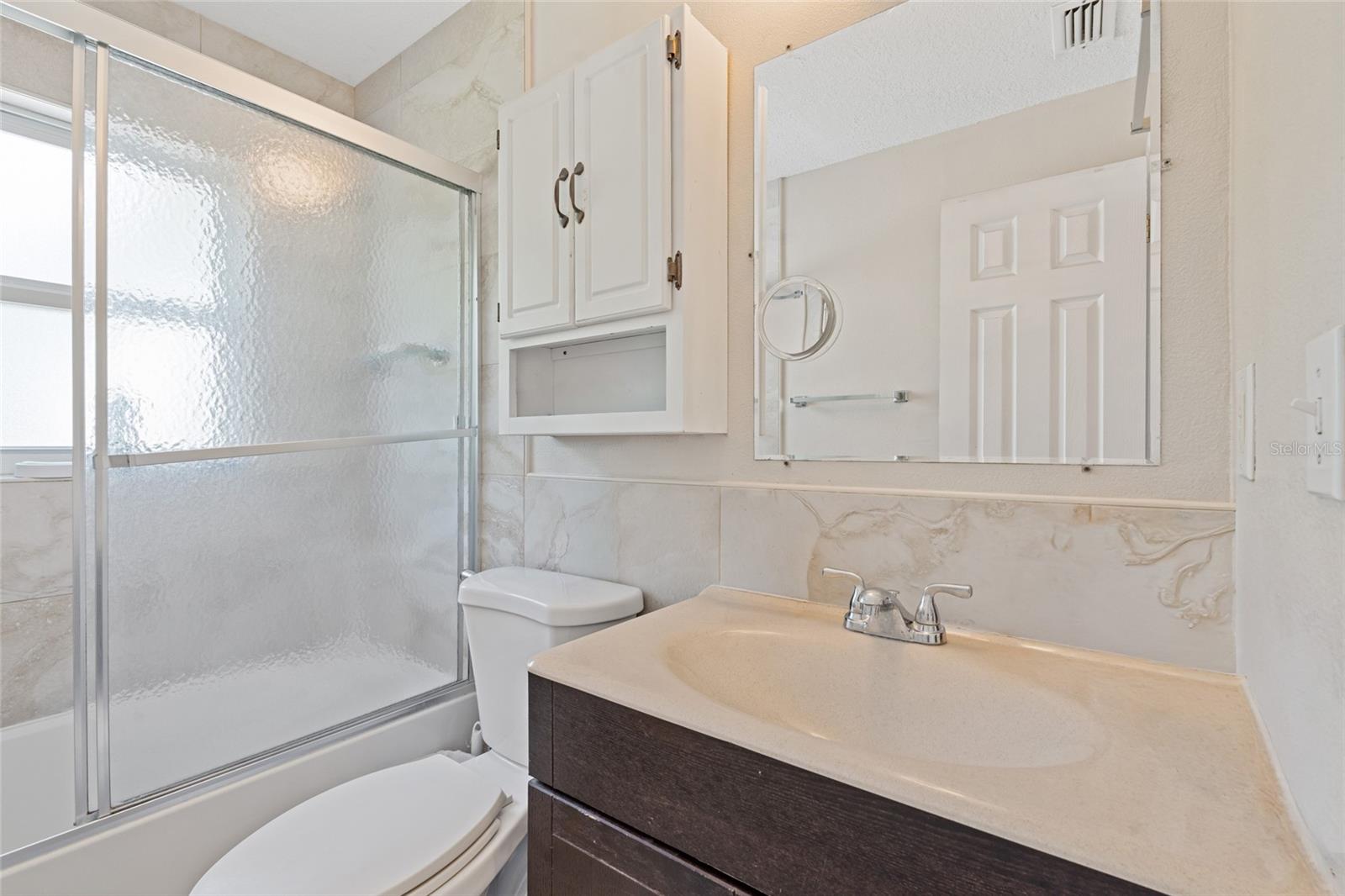 SEVEN SPGS HOMES - Residential Lease