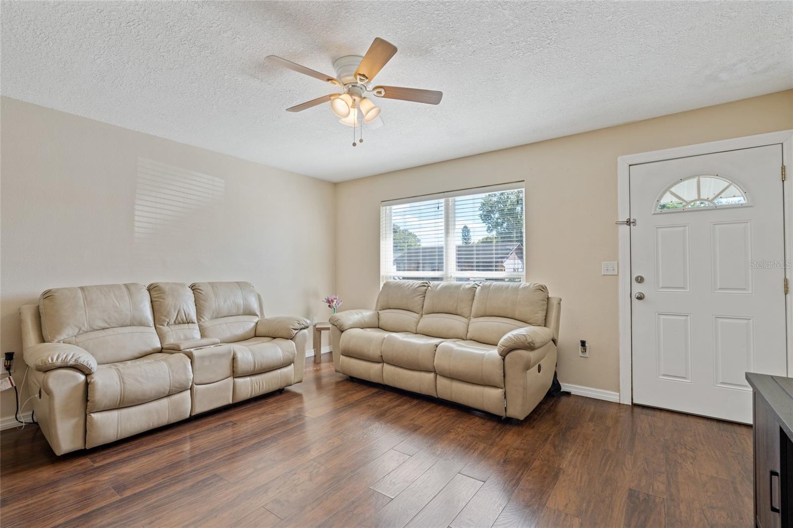 SEVEN SPGS HOMES - Residential Lease