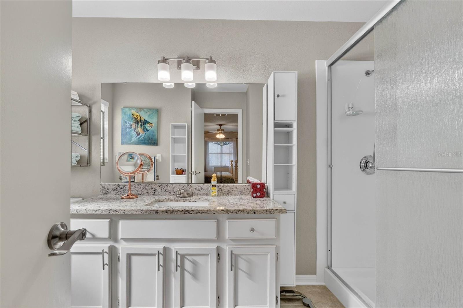 COLONNADES PH 03 - Residential