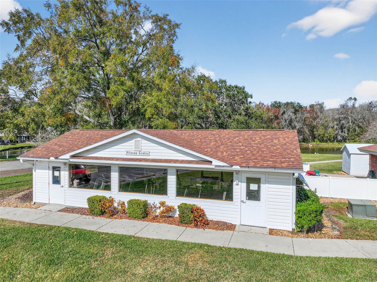 COLONNADES PH 03 - Residential