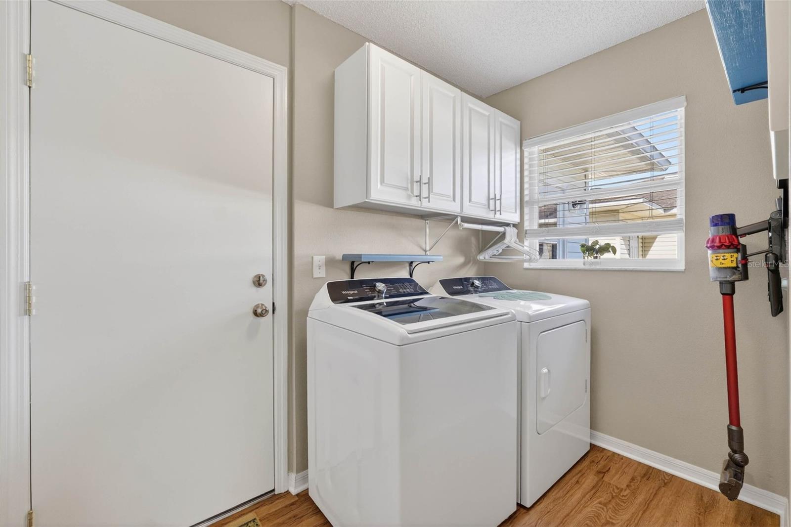 COLONNADES PH 03 - Residential