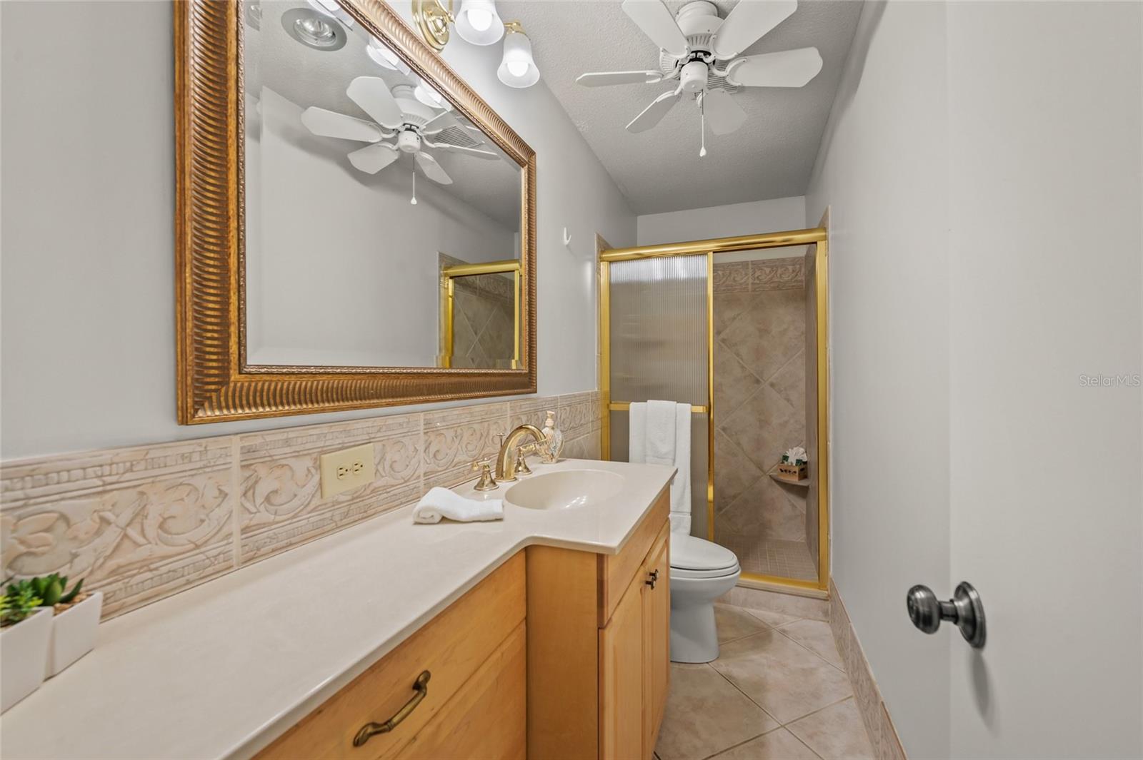 SUTTON PLACE - Residential