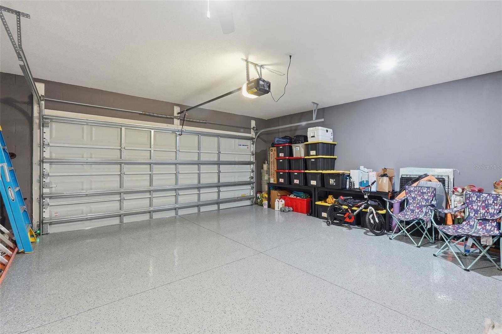 LAWSON DUNES SUB - Residential Lease