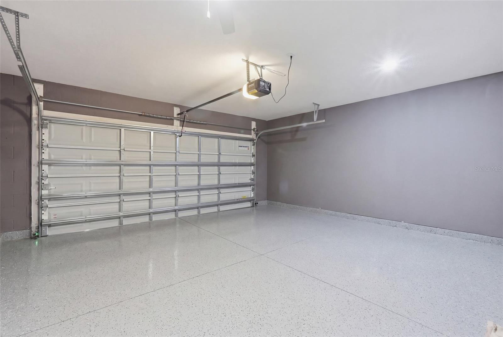 LAWSON DUNES SUB - Residential Lease