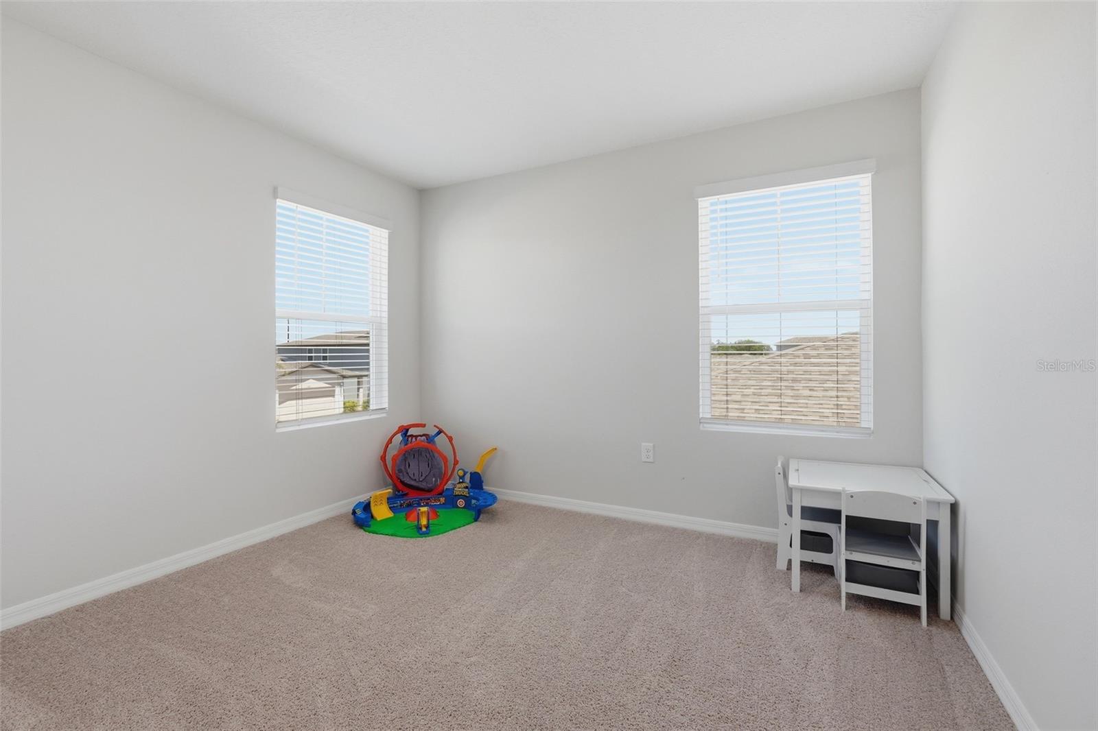 LAWSON DUNES SUB - Residential Lease