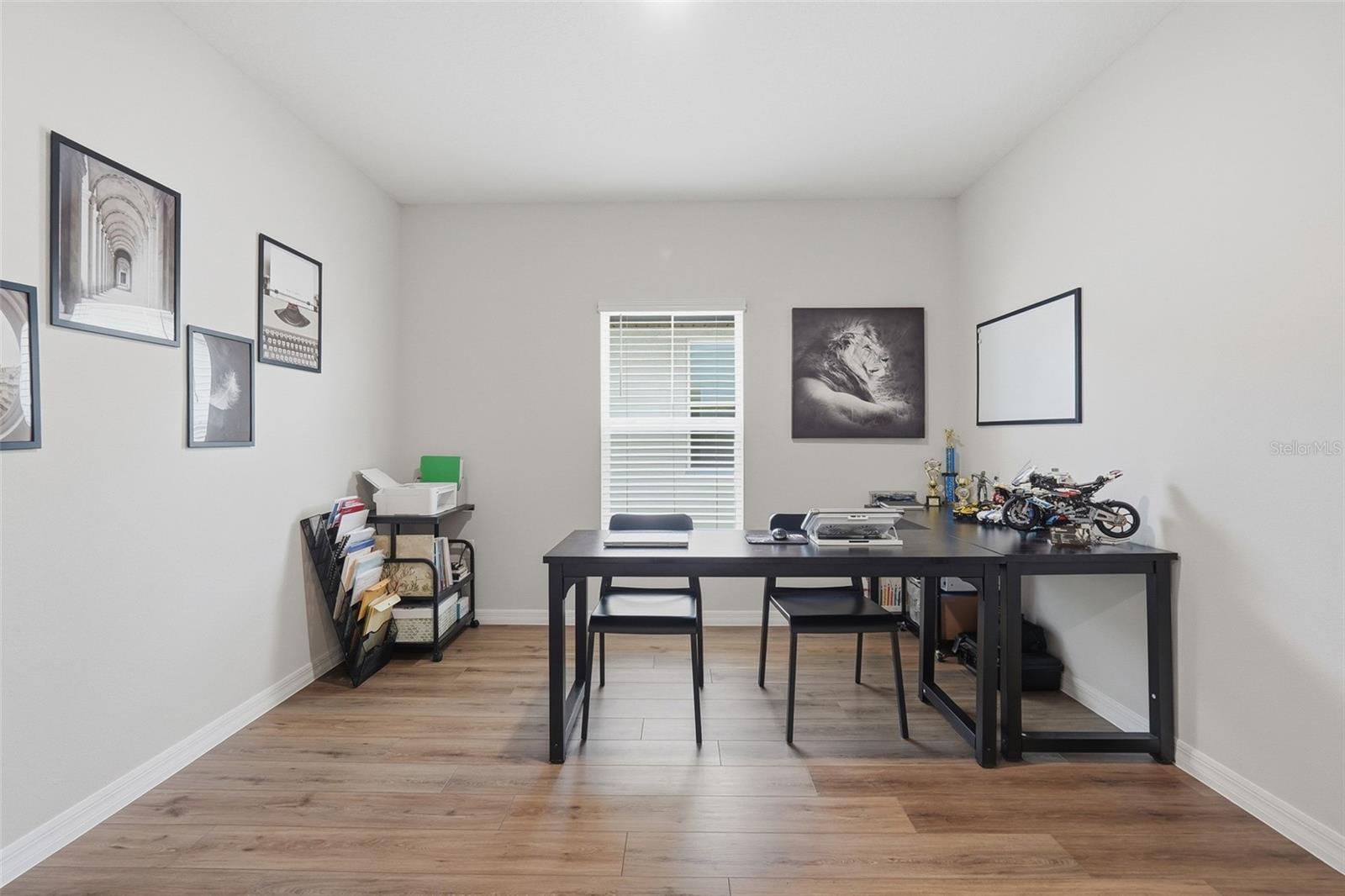 LAWSON DUNES SUB - Residential Lease