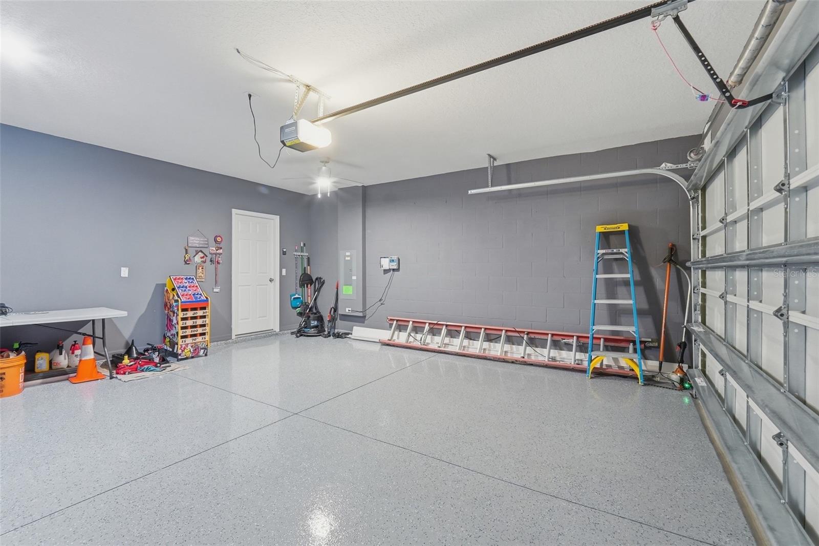 LAWSON DUNES SUB - Residential Lease