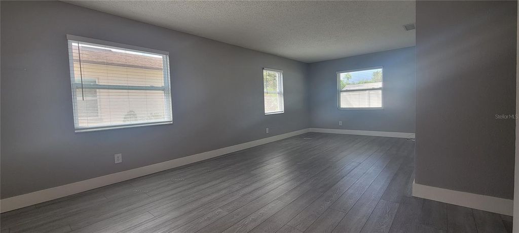 Photo of 6625 S West Shore Boulevard, Tampa, FL 33616 (MLS # TB8460599)