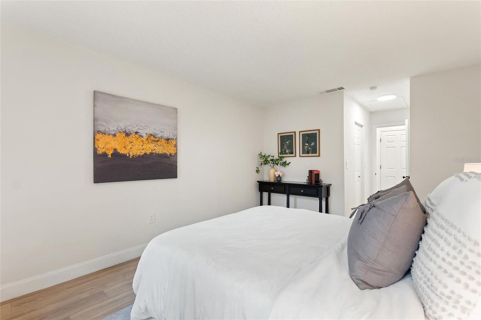 SANDALWOOD THE CONDO - Residential