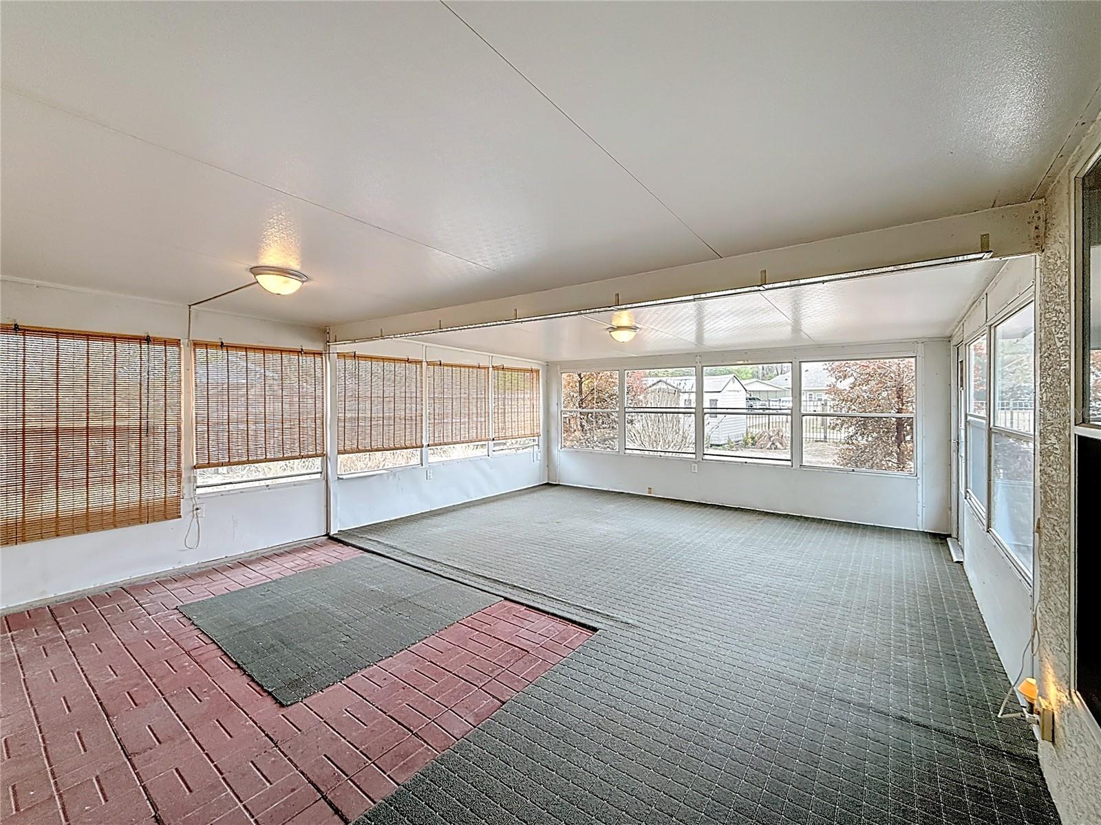 LANTANA - Residential