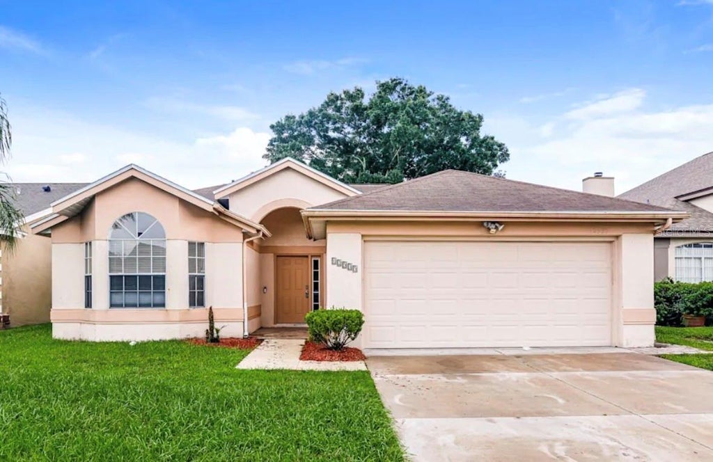 Photo of 12535 Newfield Drive, Orlando, FL 32837 (MLS # TB8548740)