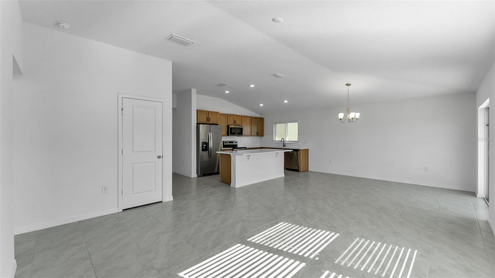 RESERVE AT FOREST LAKE - PHASE 1 - Residential Lease