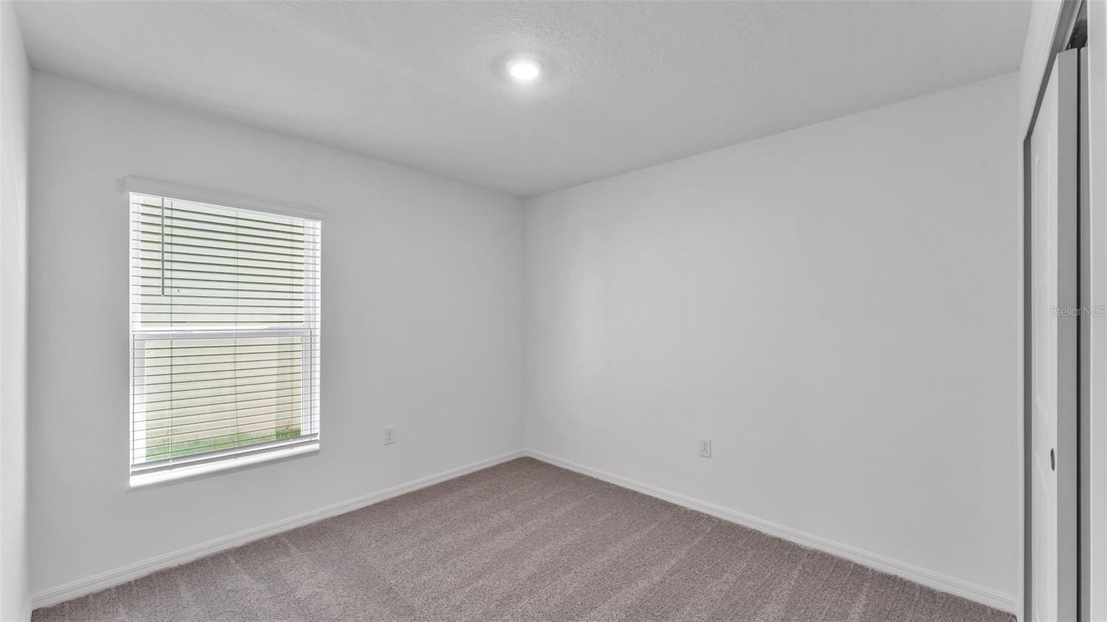 RESERVE AT FOREST LAKE - PHASE 1 - Residential Lease