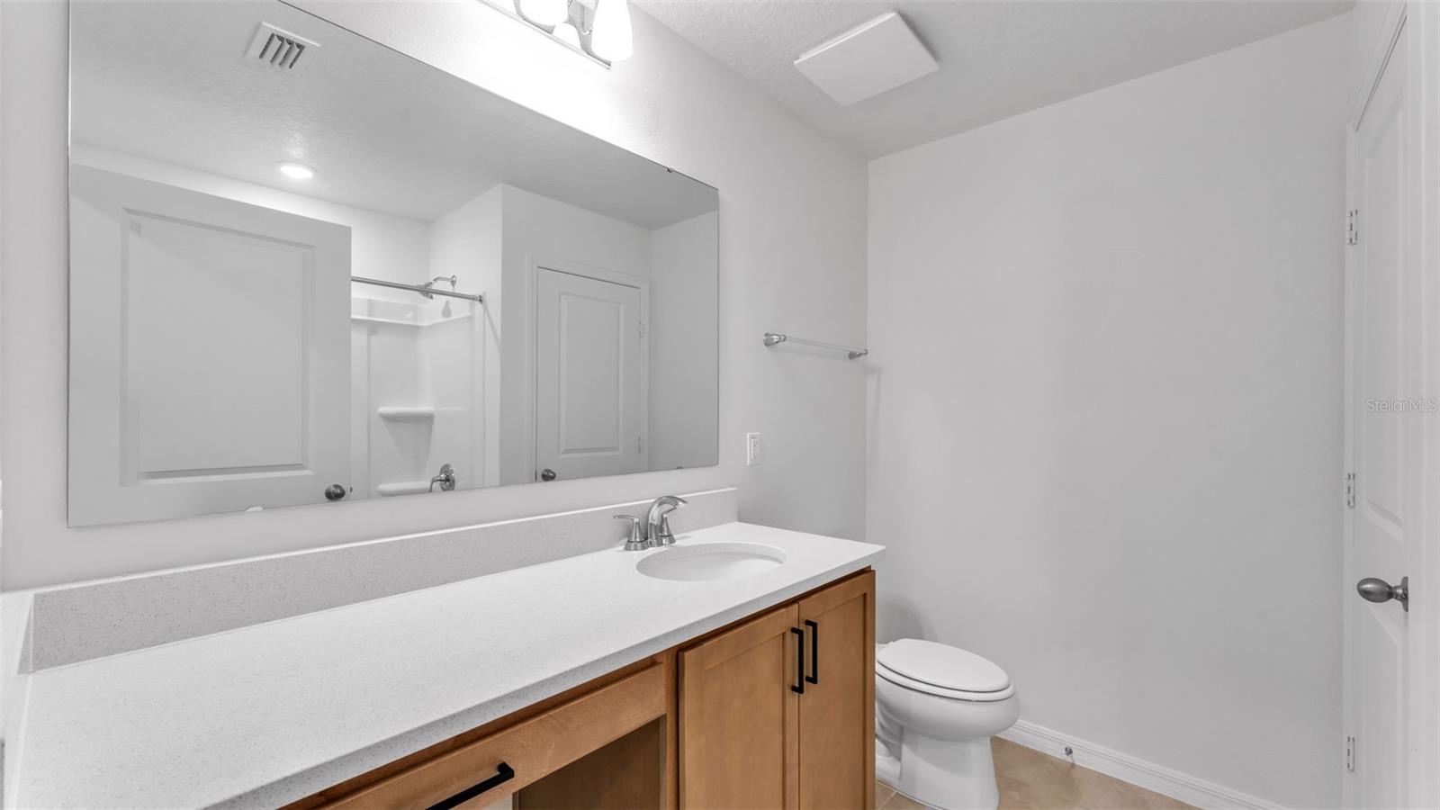 RESERVE AT FOREST LAKE - PHASE 1 - Residential Lease