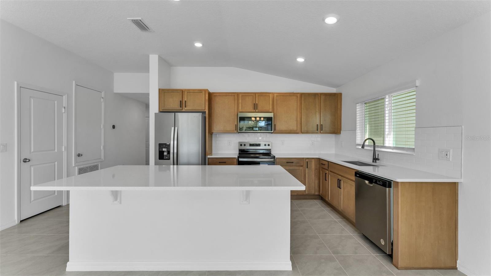 RESERVE AT FOREST LAKE - PHASE 1 - Residential Lease