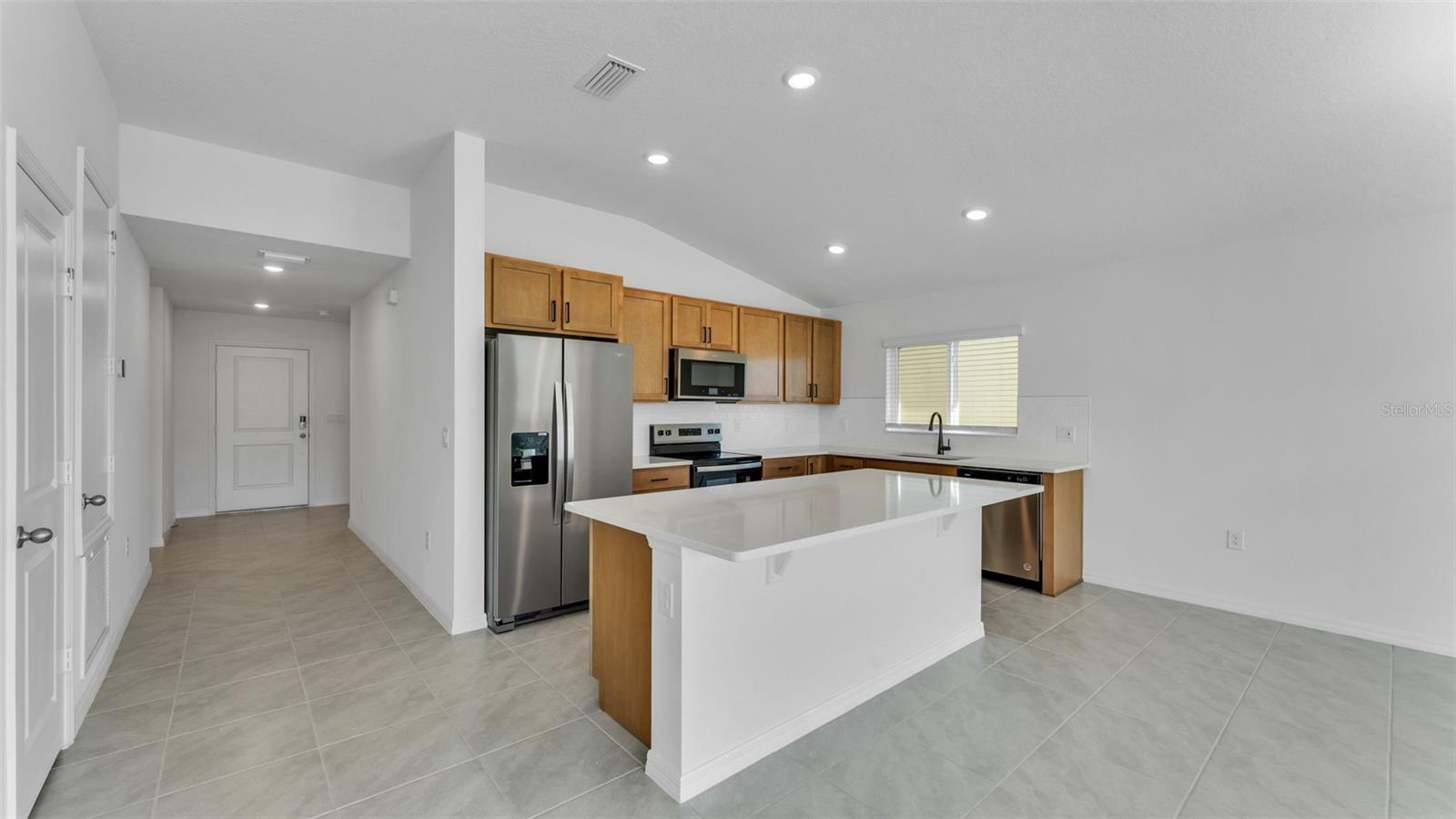 RESERVE AT FOREST LAKE - PHASE 1 - Residential Lease