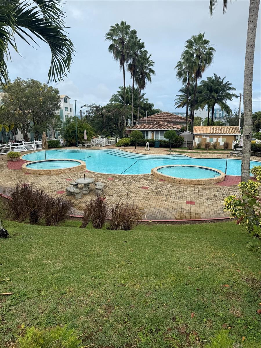 ALTOS DE ESCORIAL - Residential