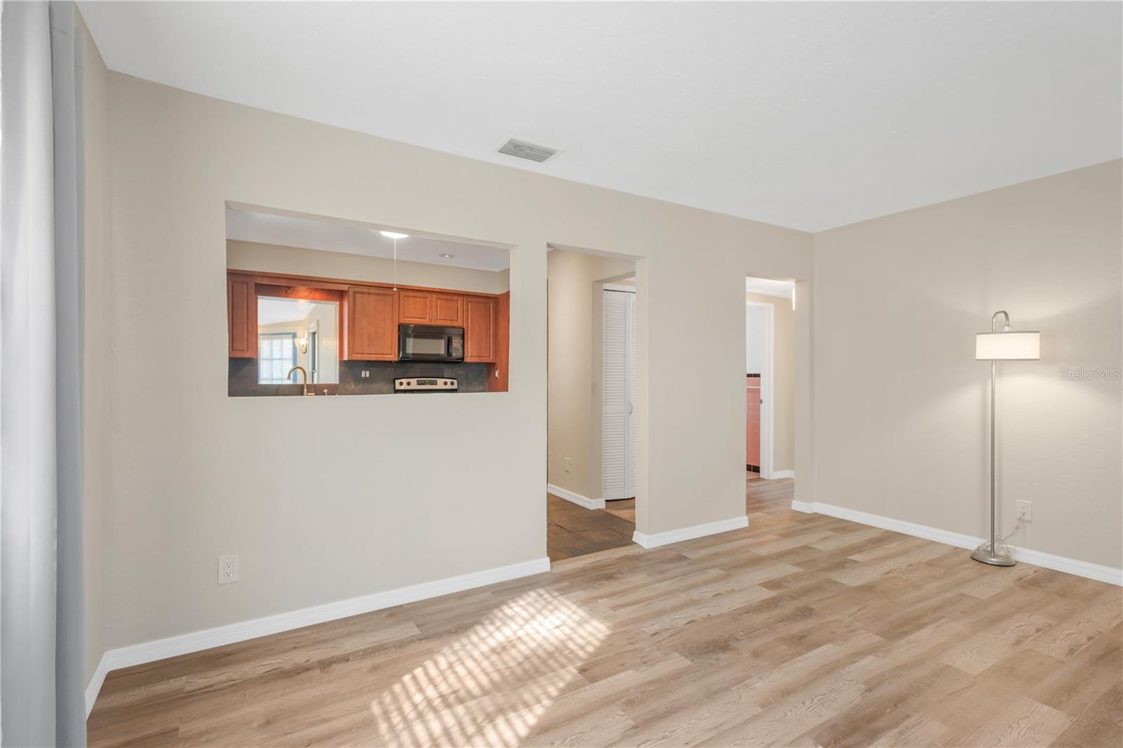 BAYHILL ESTATES - Residential