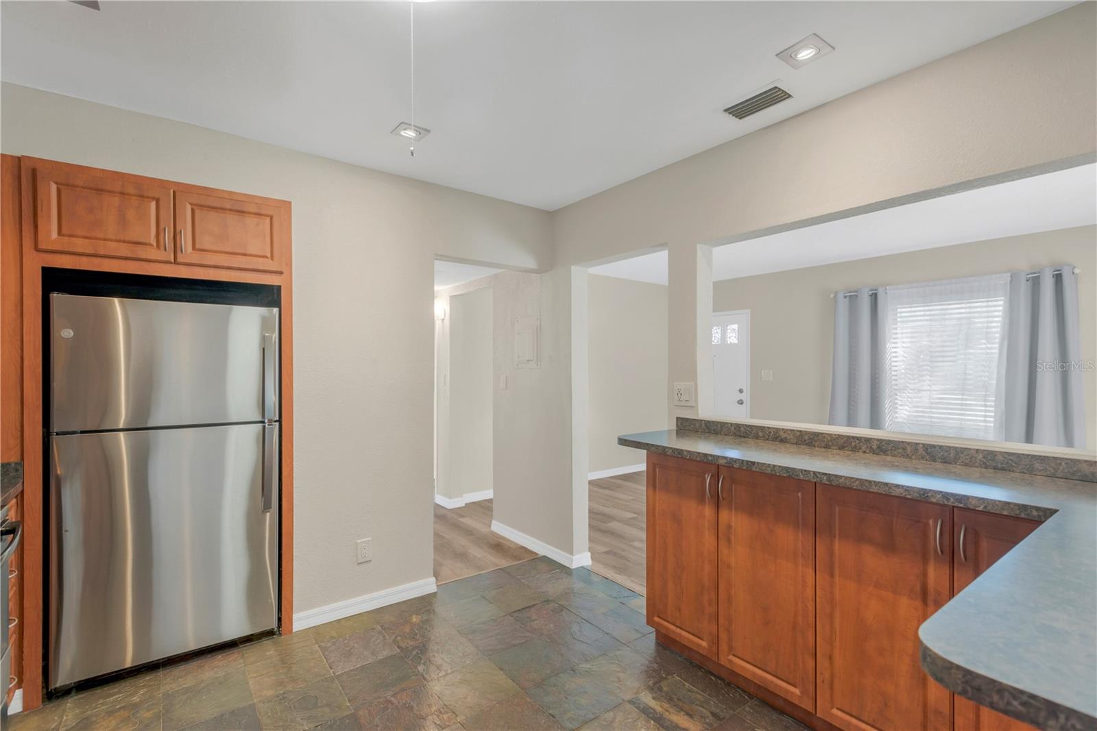 BAYHILL ESTATES - Residential