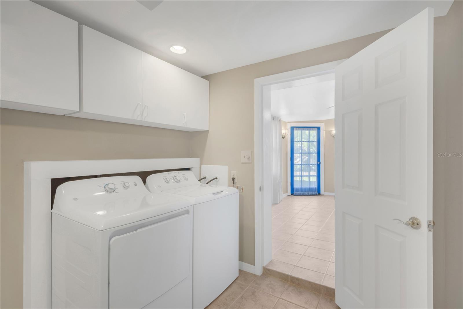 BAYHILL ESTATES - Residential