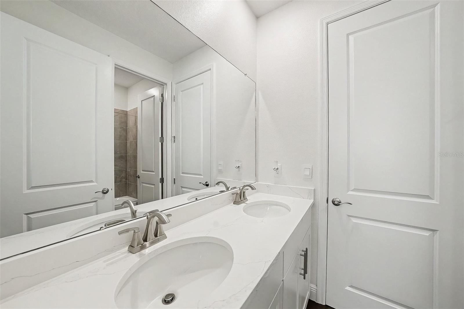 WILLOW RESERVE - Residential