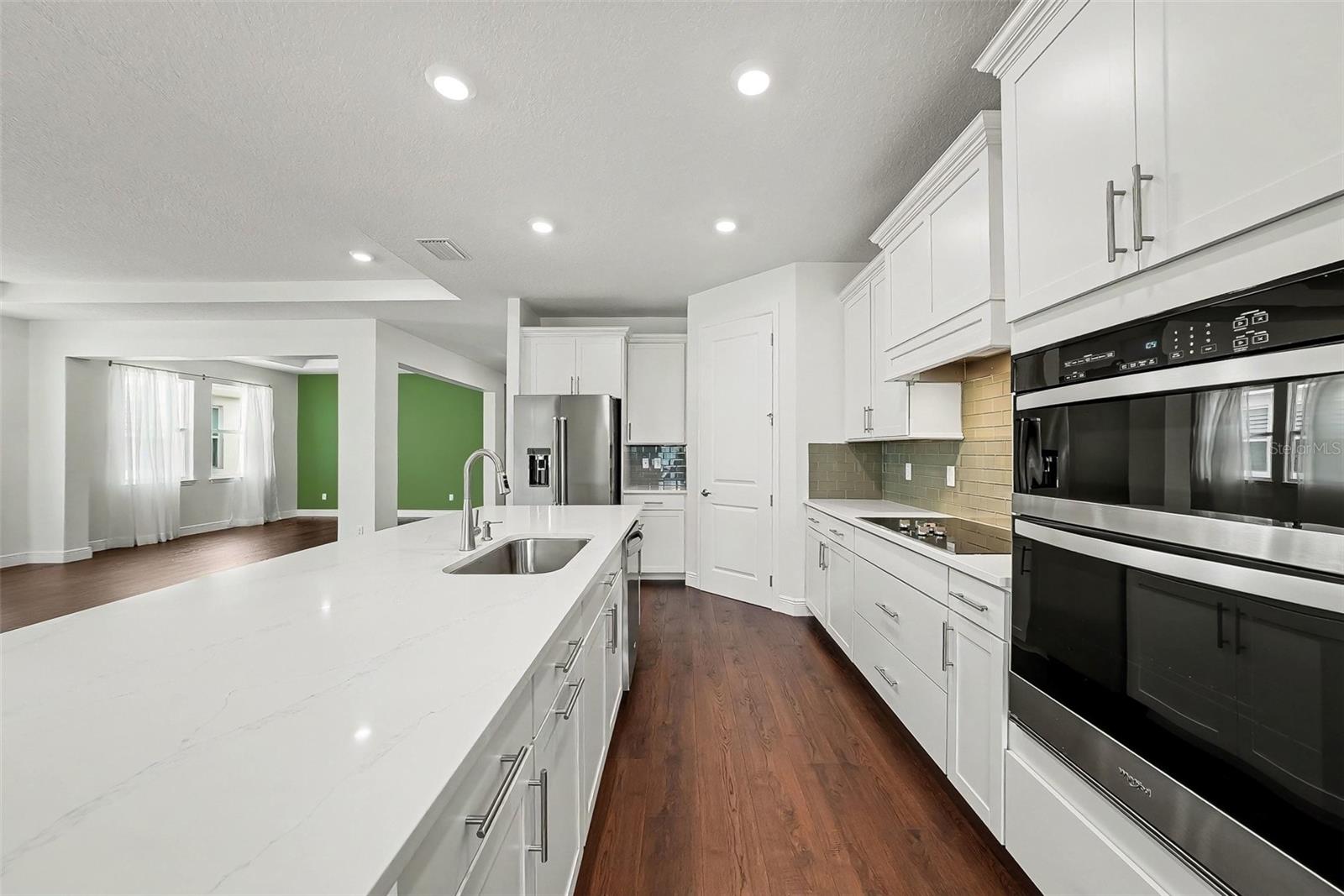 WILLOW RESERVE - Residential