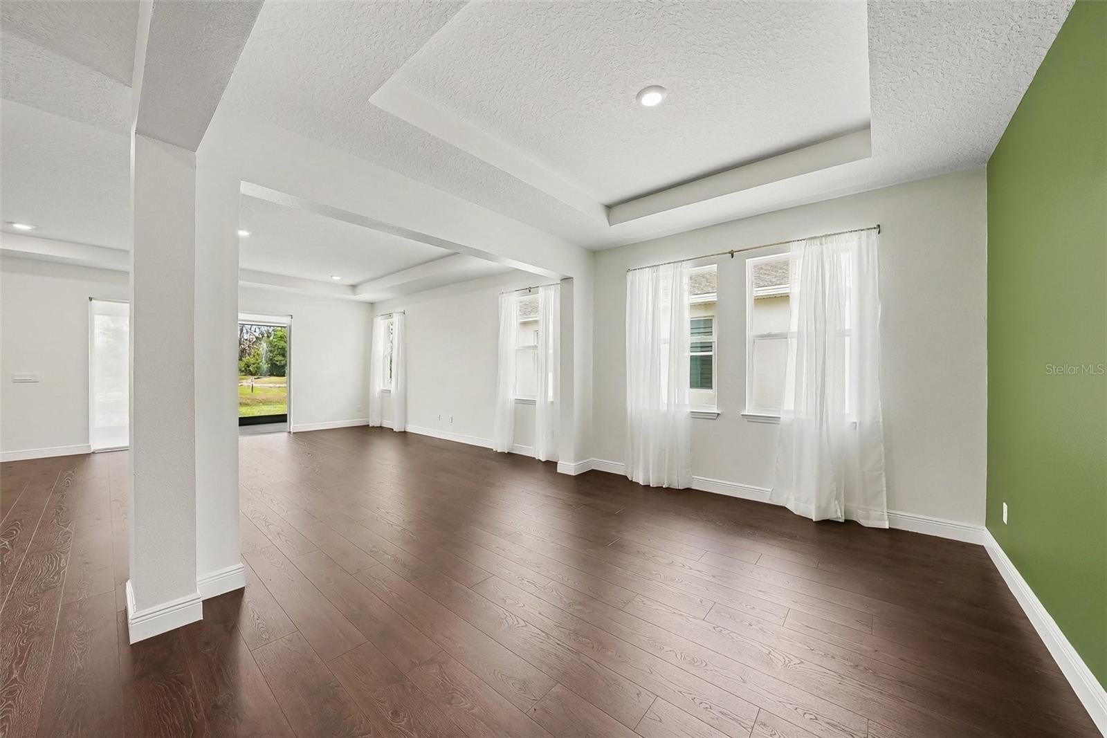 WILLOW RESERVE - Residential