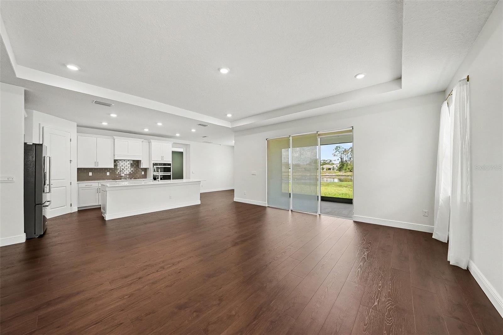 WILLOW RESERVE - Residential