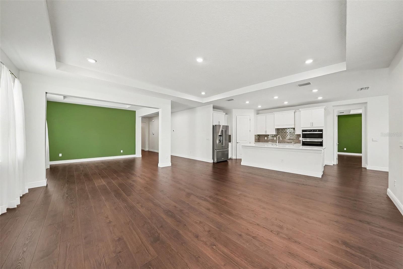 WILLOW RESERVE - Residential