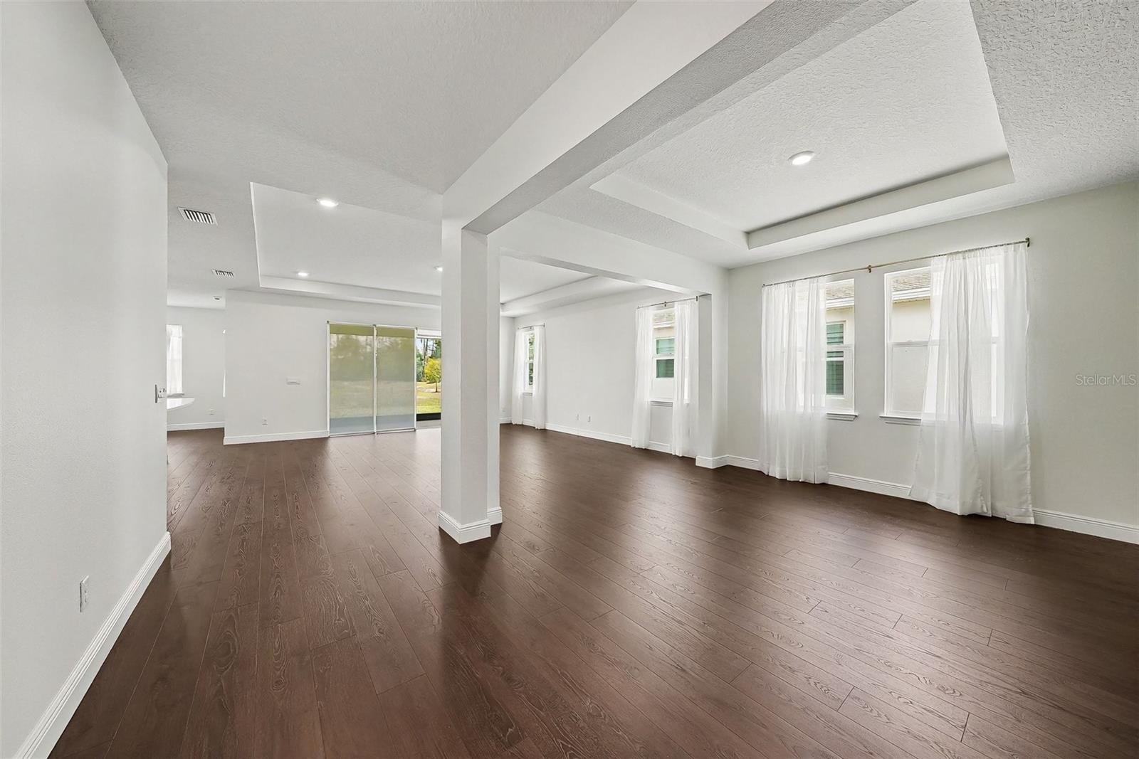 WILLOW RESERVE - Residential