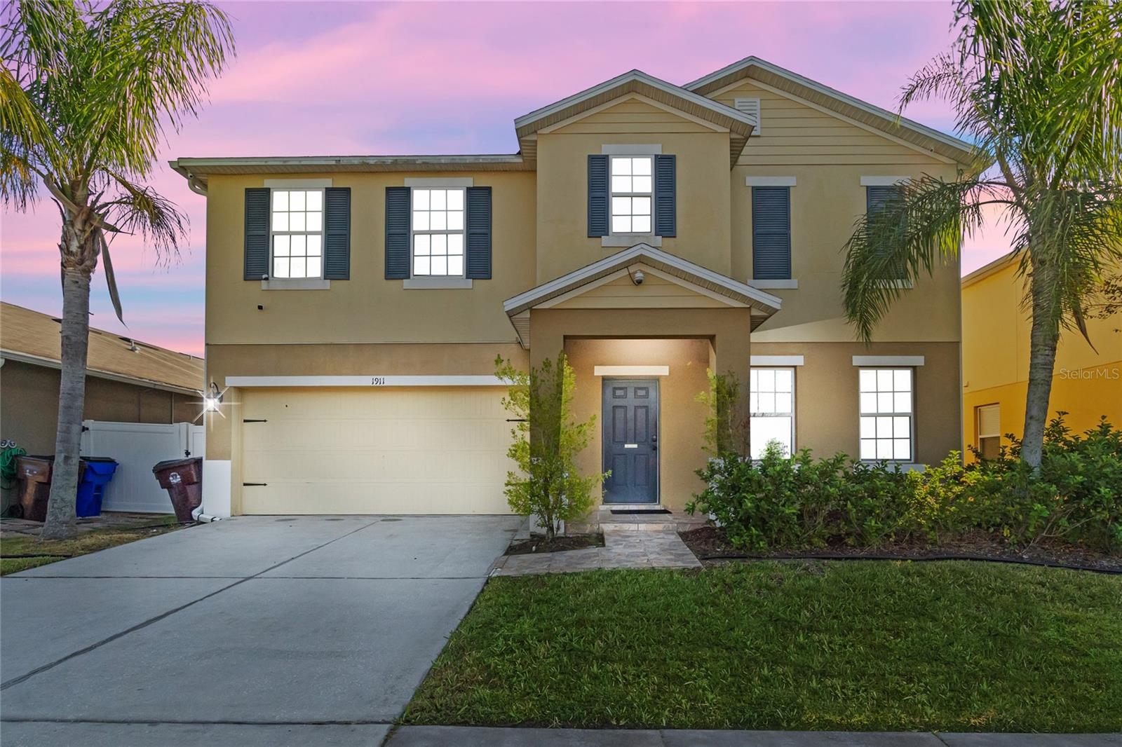1911 BETSY ROSS LANE