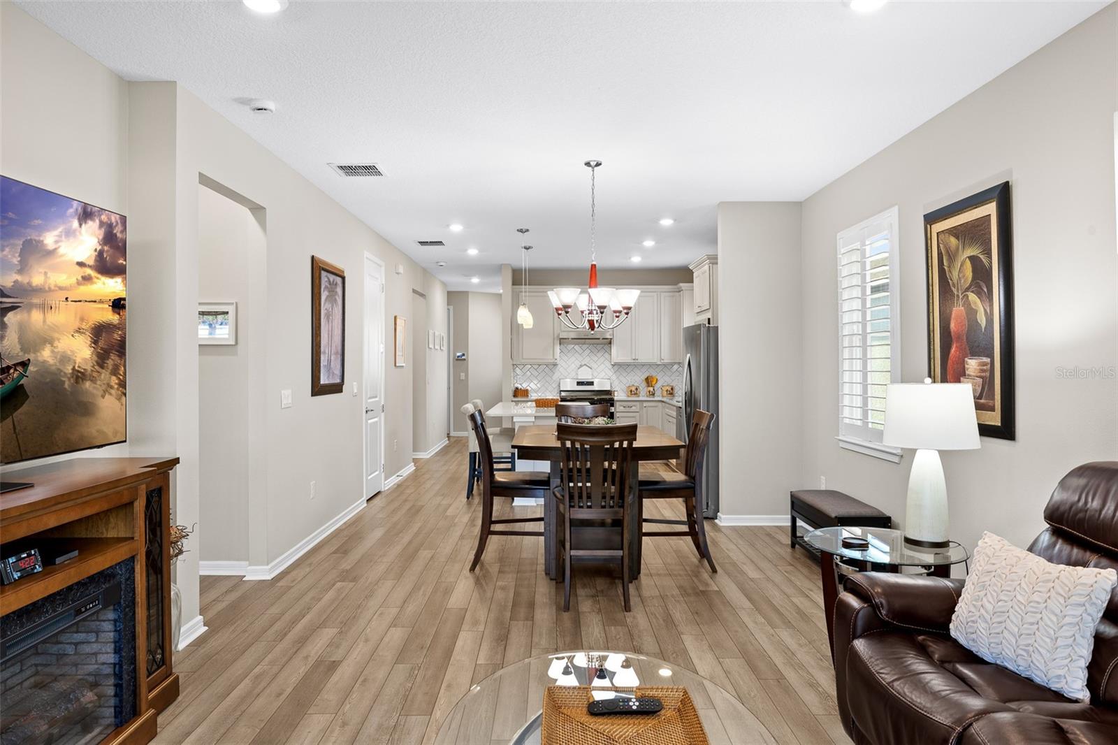 DEL WEBB BEXLEY - Residential Lease