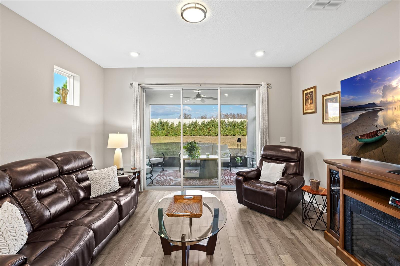 DEL WEBB BEXLEY - Residential Lease