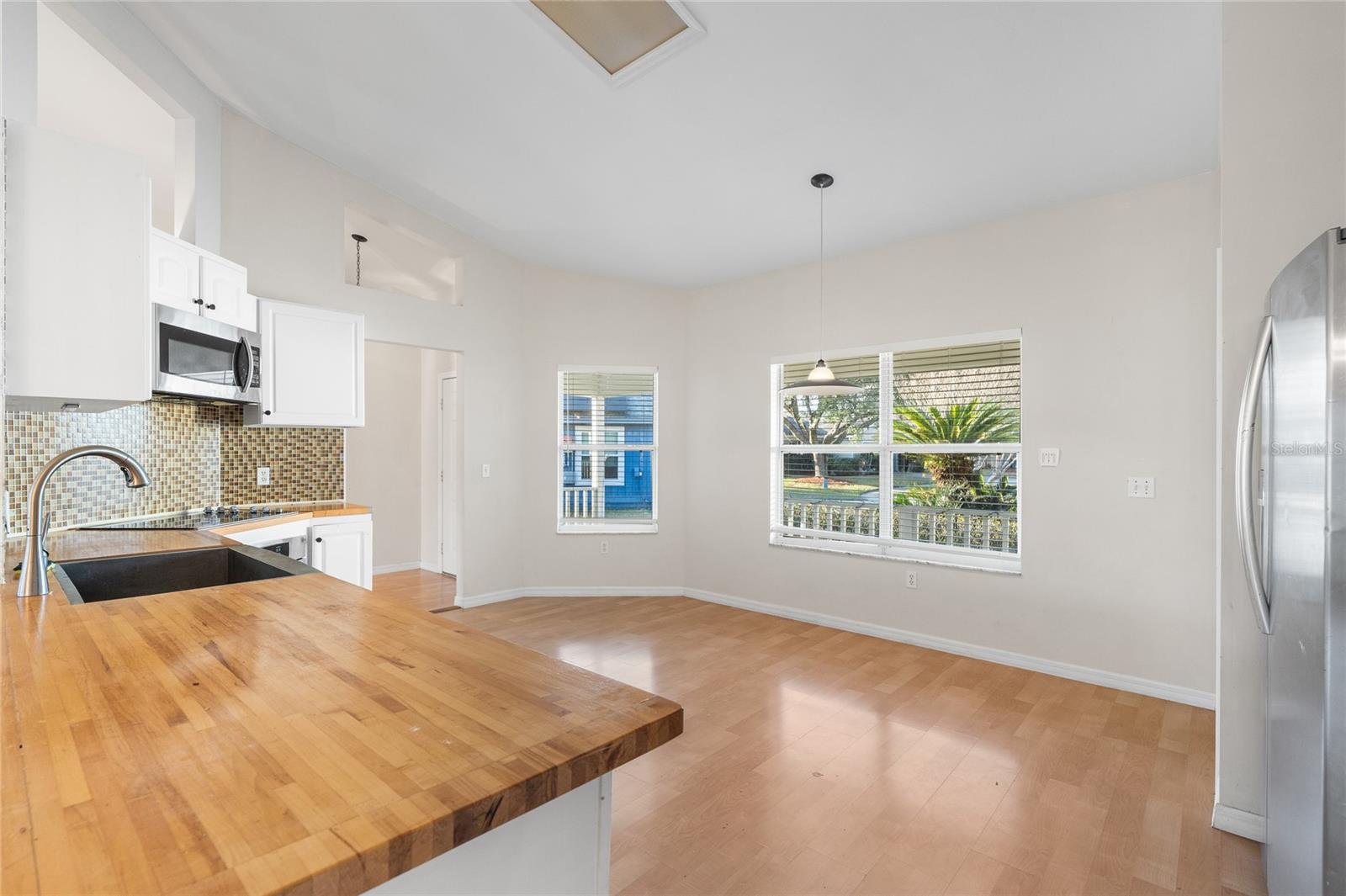 EAGLE POINT CLUSTER PH 1 - Residential Lease