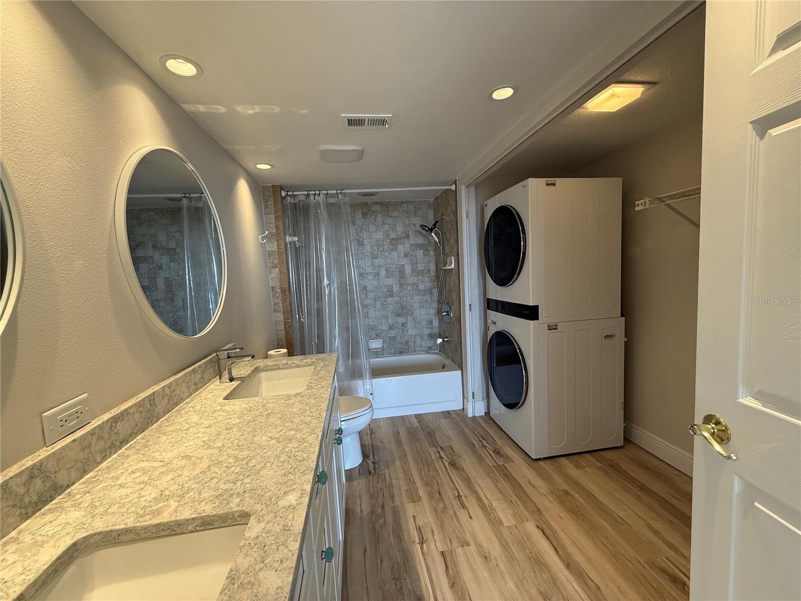 POINTE PLEASANT HARBOUR CONDO - Residential Lease