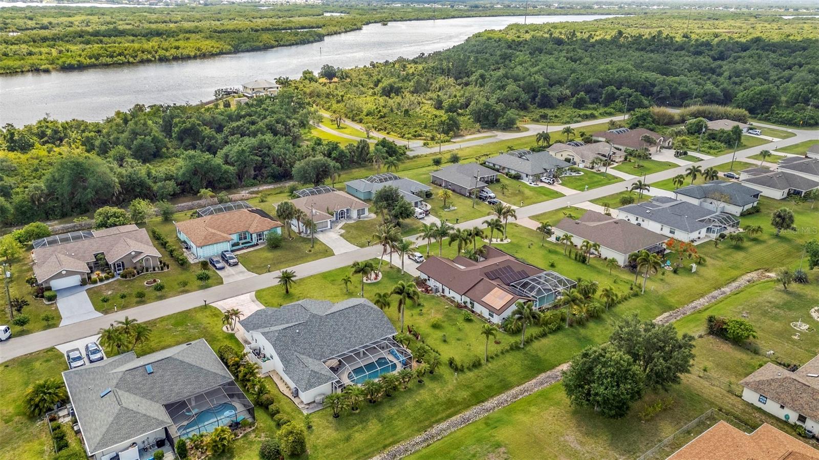PUNTA GORDA ISLES SEC 20 - Residential
