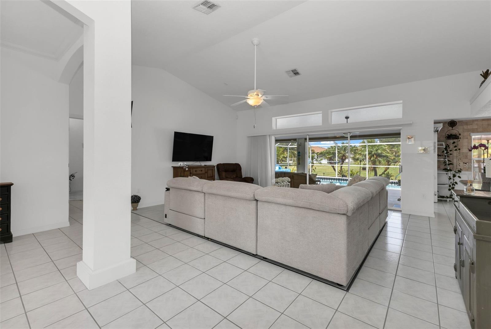 PUNTA GORDA ISLES SEC 20 - Residential
