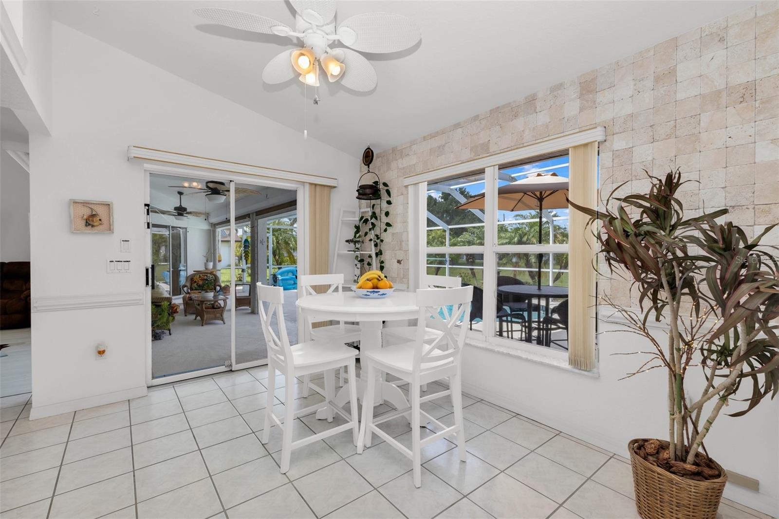 PUNTA GORDA ISLES SEC 20 - Residential