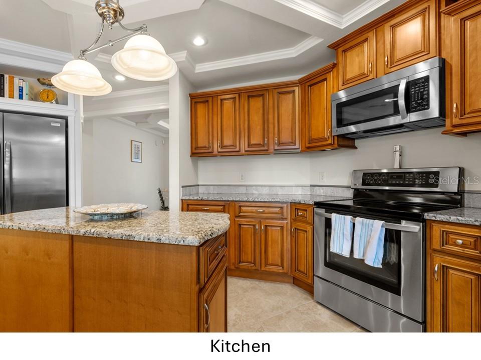 118 LIVE OAK LANE