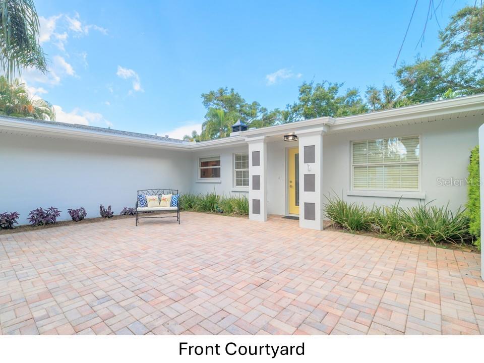 118 LIVE OAK LANE