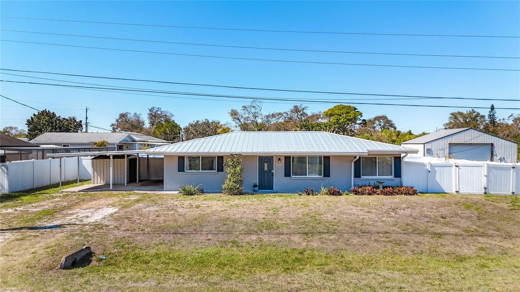 Photo of 5436 3rd Street E, Bradenton, FL 34203 (MLS # A4683690)