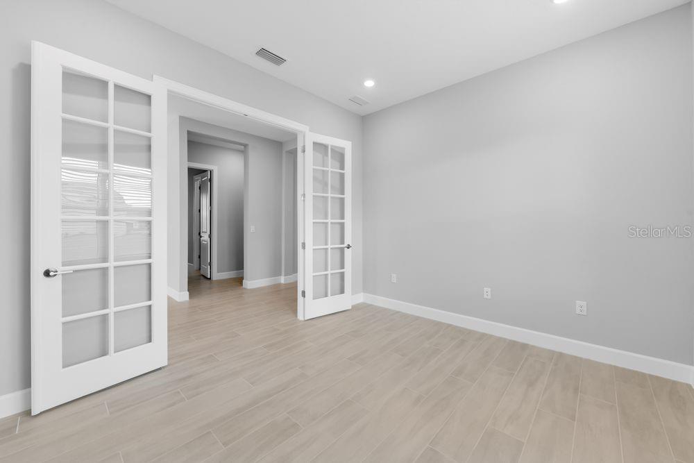 AZARIO ESPLANADE - Residential