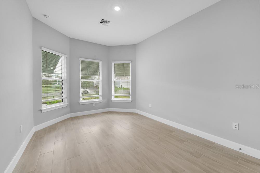 AZARIO ESPLANADE - Residential