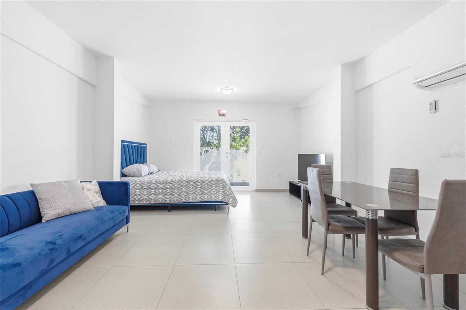 AVENIDA SUSONI, HATILLO, PR - Residential