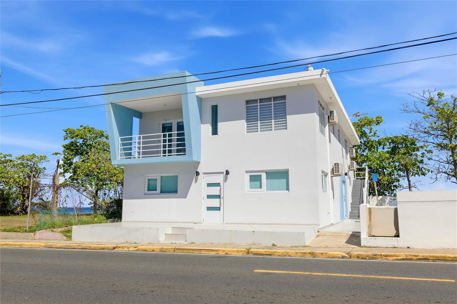 AVENIDA SUSONI, HATILLO, PR - Residential