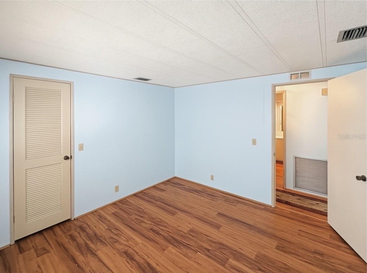 CONTINENTAL CAMPER RESS INC - Residential