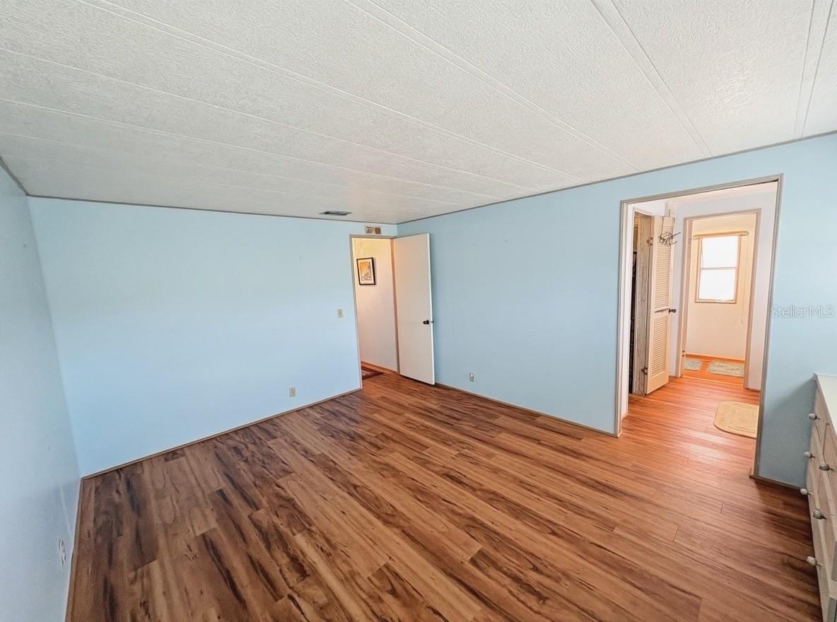 CONTINENTAL CAMPER RESS INC - Residential